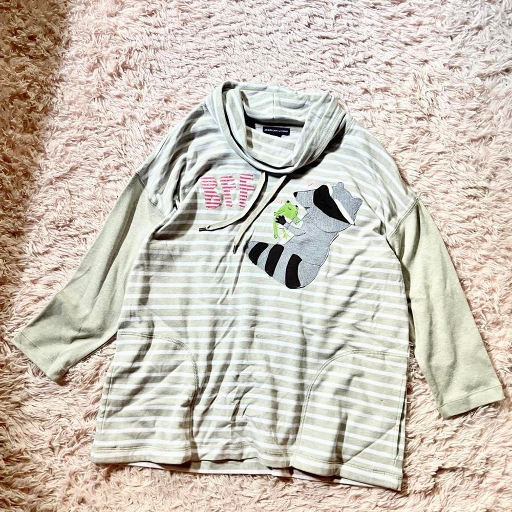 Upcycled Applique Raccoon Trash Panda Frog BFF Kidcore Sweater Womens L Unhinged